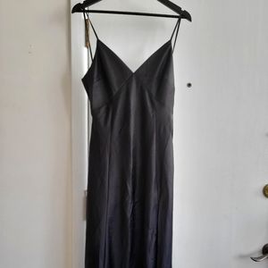 Dynamite V-neck slip midi dress